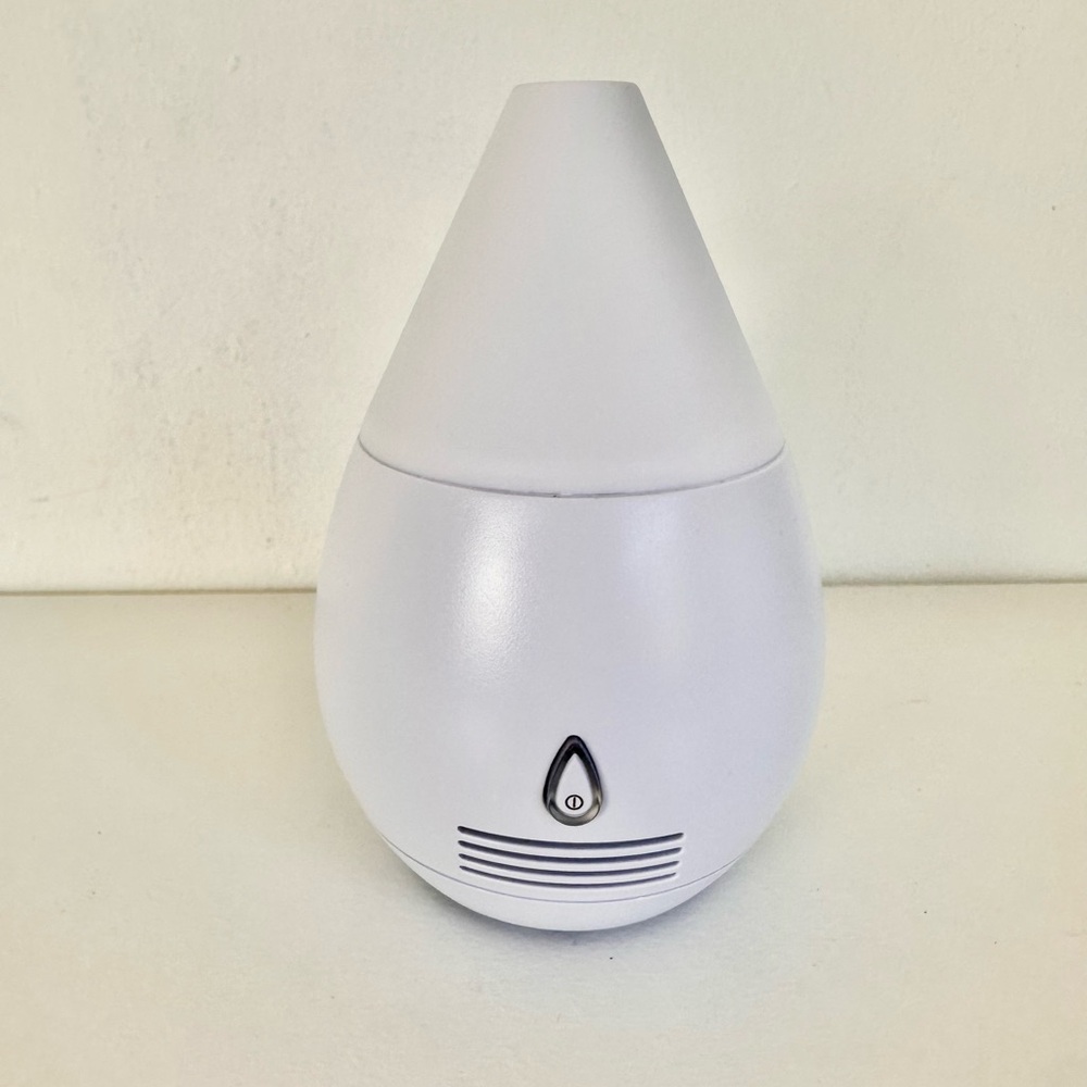 Oil diffuser mini, waterless diffuser, aromatherapy